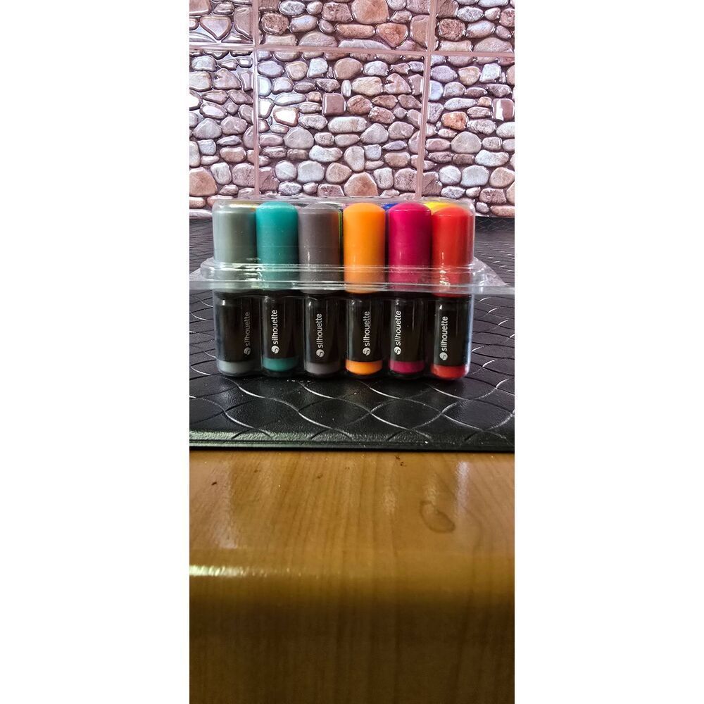 24 Pack Silhouette Sketch Pens